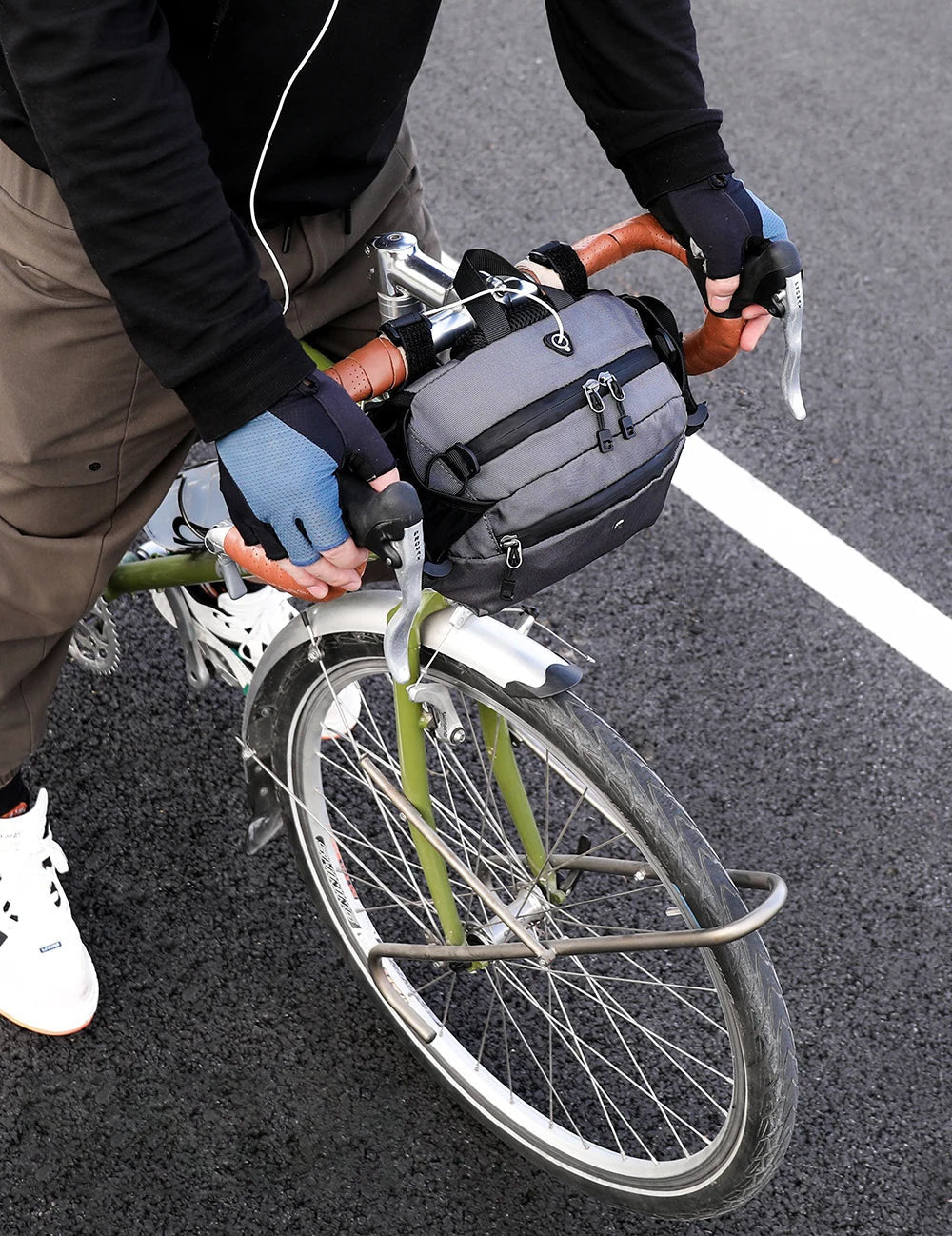 Waterproof Bike Handlebar Bag - Multifunctional Cycling Accessory