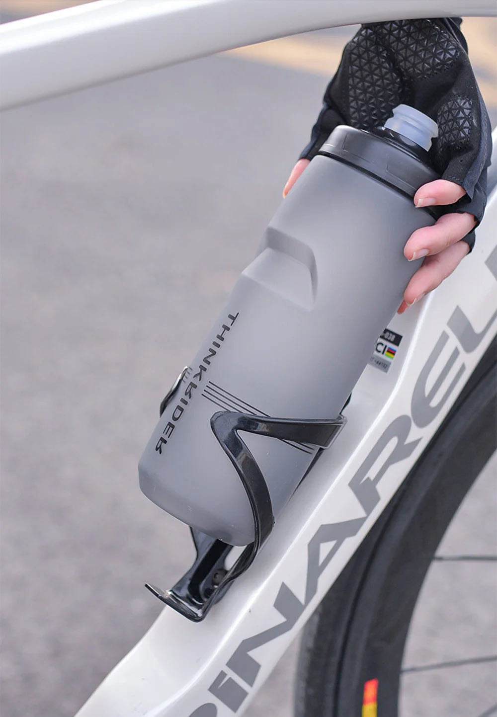 Large Capacity Bicycle Water Bottle - 620ml/750ml, Portable Design